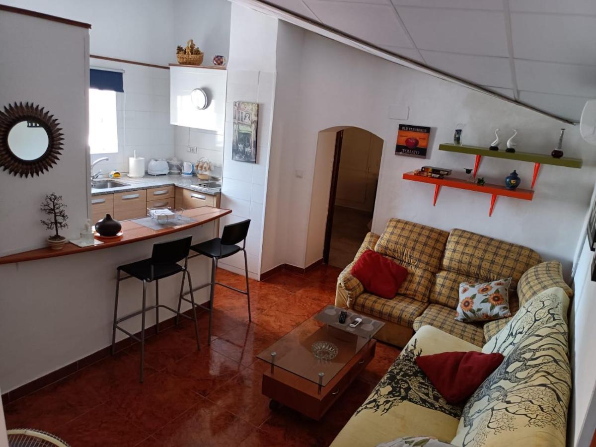 Apartamento Turistico Muralla De Касерес Екстер'єр фото
